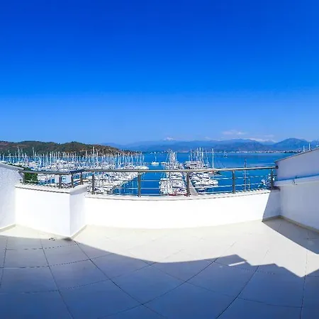 Luxury With Seaview Apartment *
