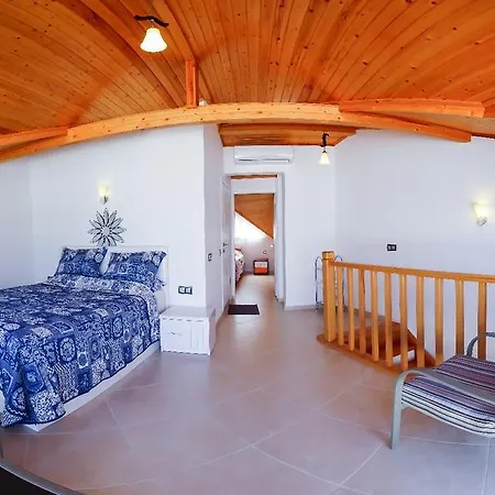 Luxury With Seaview Apartment *